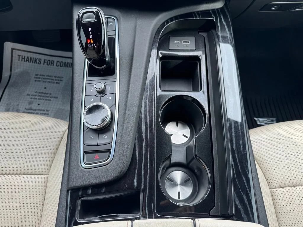 Used 2021 Cadillac Escalade Sport w/ LPO, Illumination Package AWD/4WD image 29