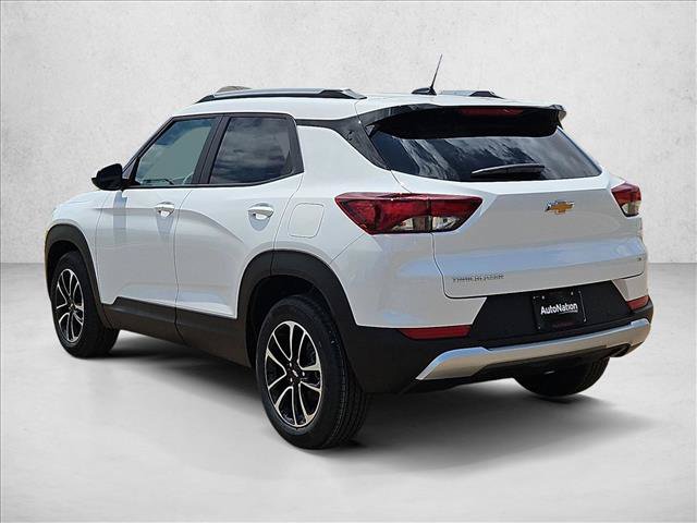 New 2026 Chevrolet TrailBlazer LT w/ Convenience Package FWD image 9