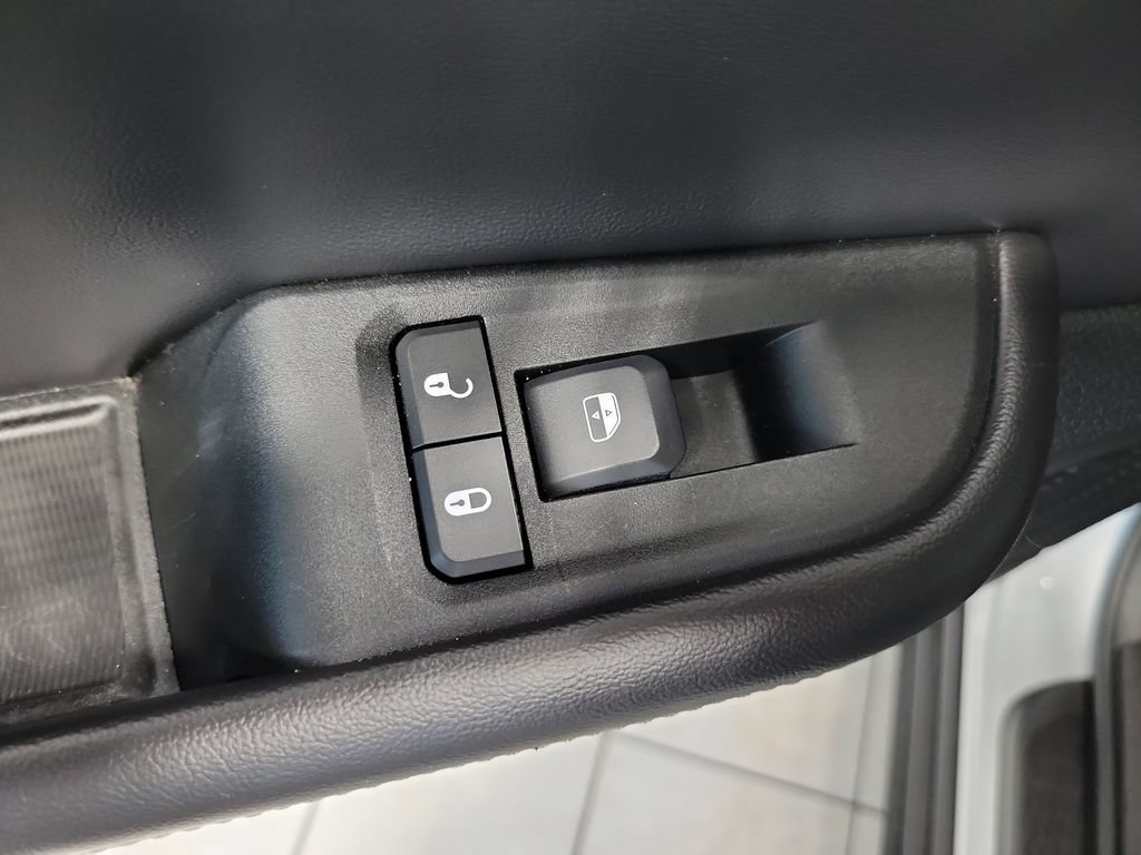 Certified 2024 Jeep Grand Cherokee L Laredo AWD/4WD image 28
