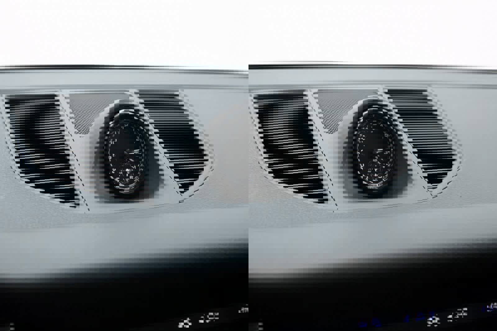 Certified 2025 Porsche Macan image 25