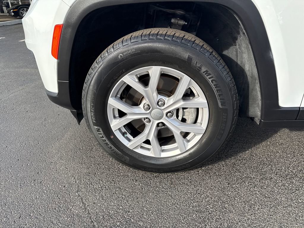 Used 2022 Jeep Grand Cherokee L Limited image 31