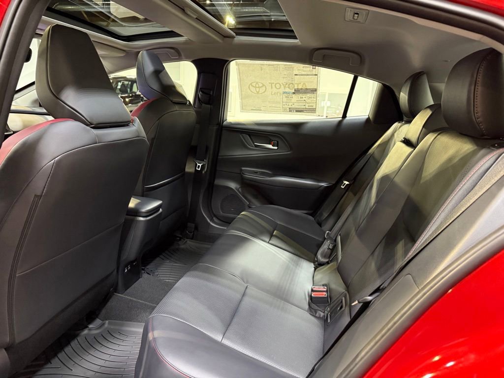 New 2026 Toyota Prius Plug-In Hybrid FWD image 17