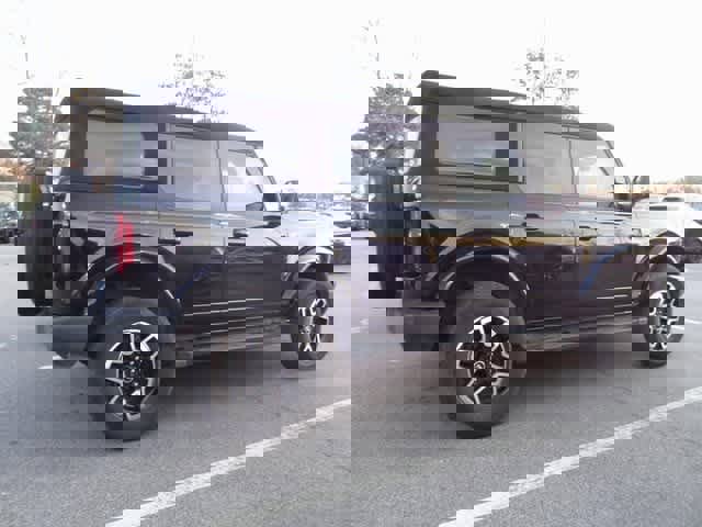 Certified 2022 Ford Bronco Outer Banks image 3