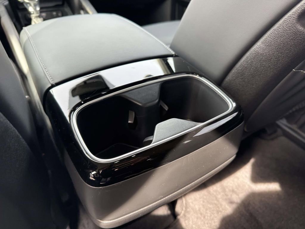 Used 2025 Kia Telluride S image 12