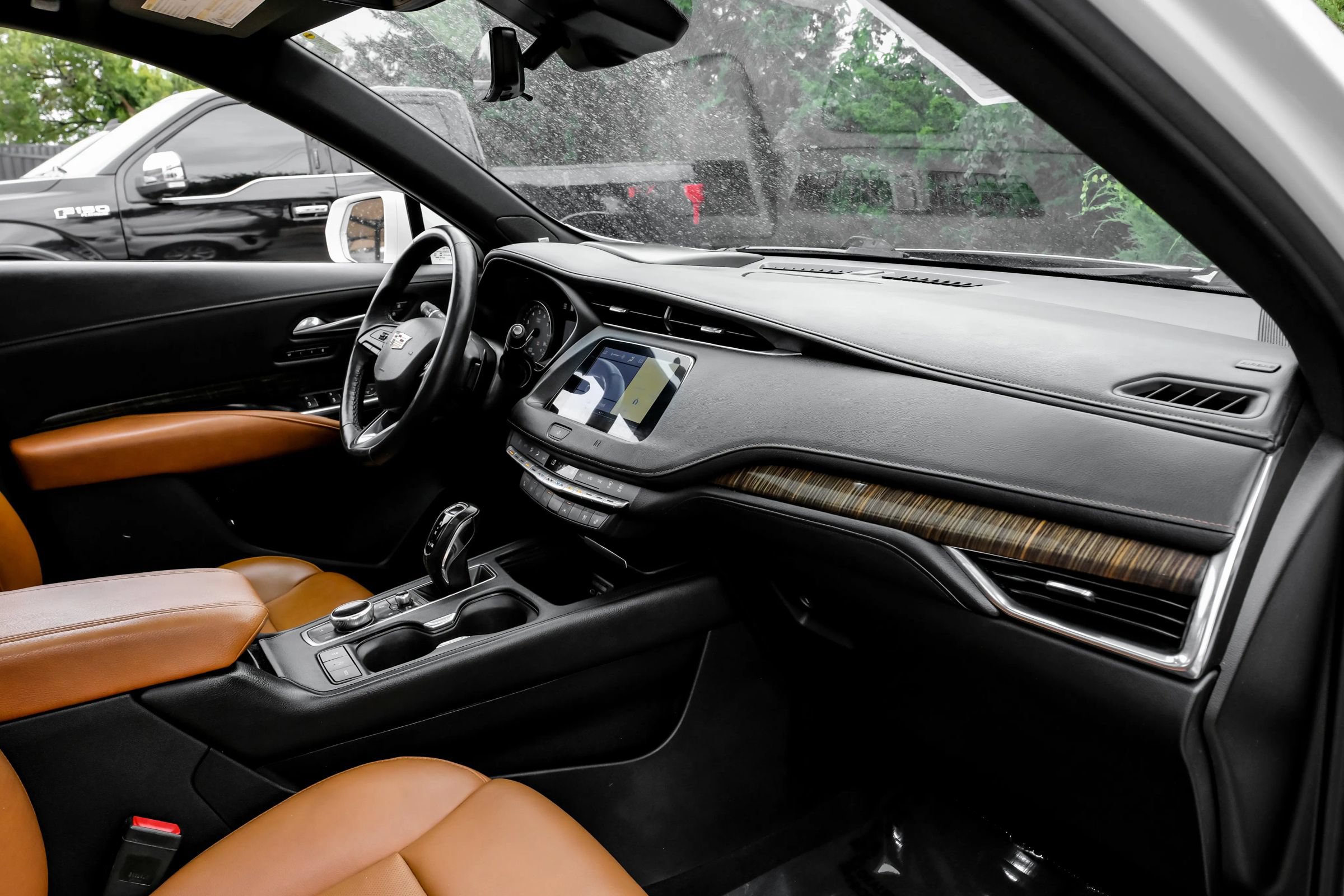 Used 2019 Cadillac XT4 Premium Luxury w/ Technology Package AWD/4WD image 13