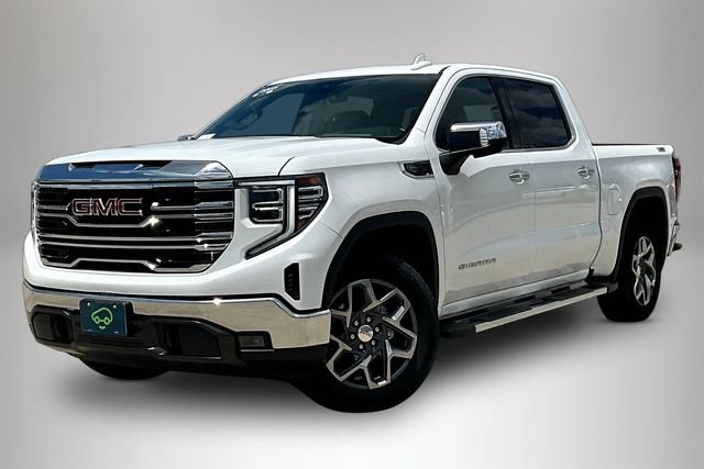 Used 2023 GMC Sierra 1500 SLT w/ SLT Premium Package AWD/4WD image 3