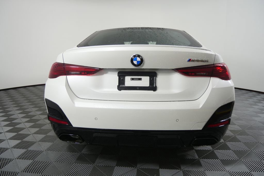 Certified 2025 BMW M440i image 4