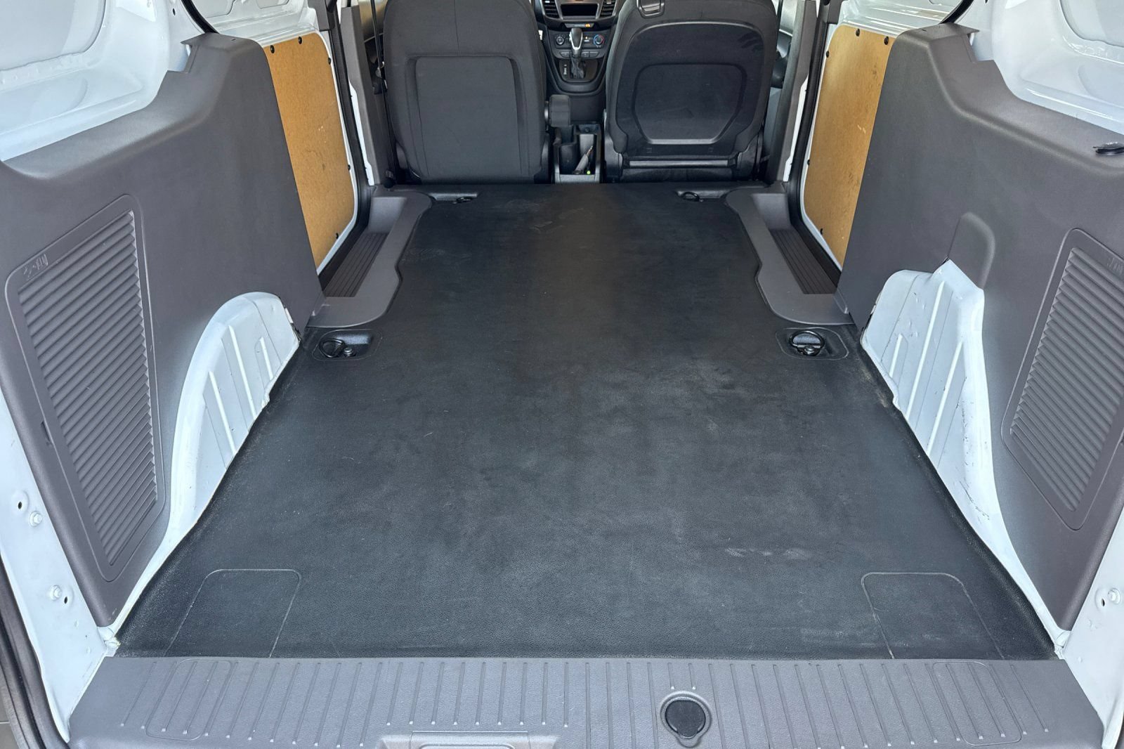 Used 2023 Ford Transit Connect XL FWD image 16