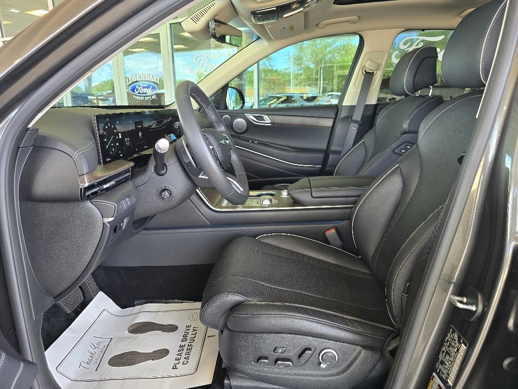 Used 2025 Genesis GV80 2.5T Prestige image 10