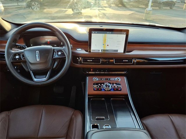 Used 2020 Lincoln Aviator Reserve w/ Elements Package Plus image 4