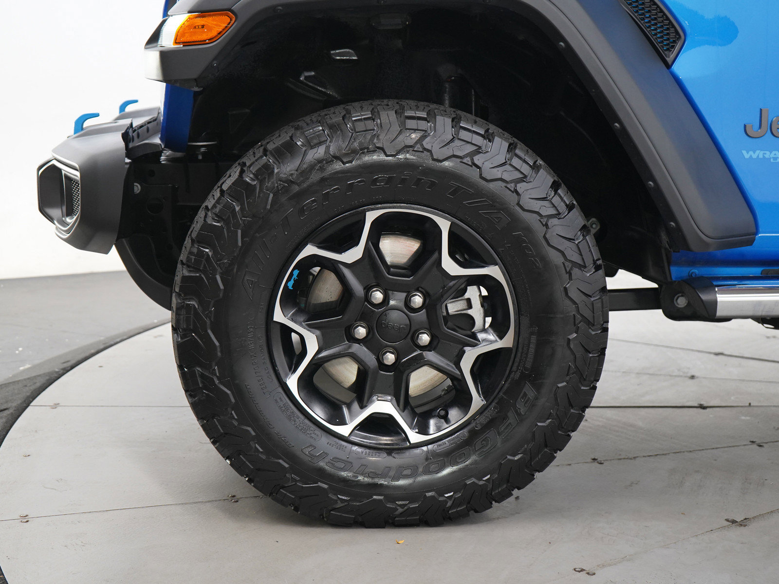 Used 2022 Jeep Wrangler Unlimited Rubicon 4xe w/ Cold Weather Group image 31