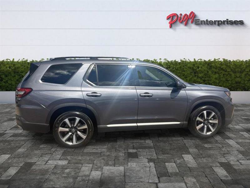 Used 2025 Honda Pilot Elite image 7