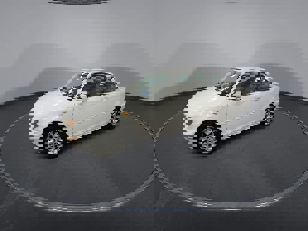 Used 2004 BMW 325Ci Coupe image 4