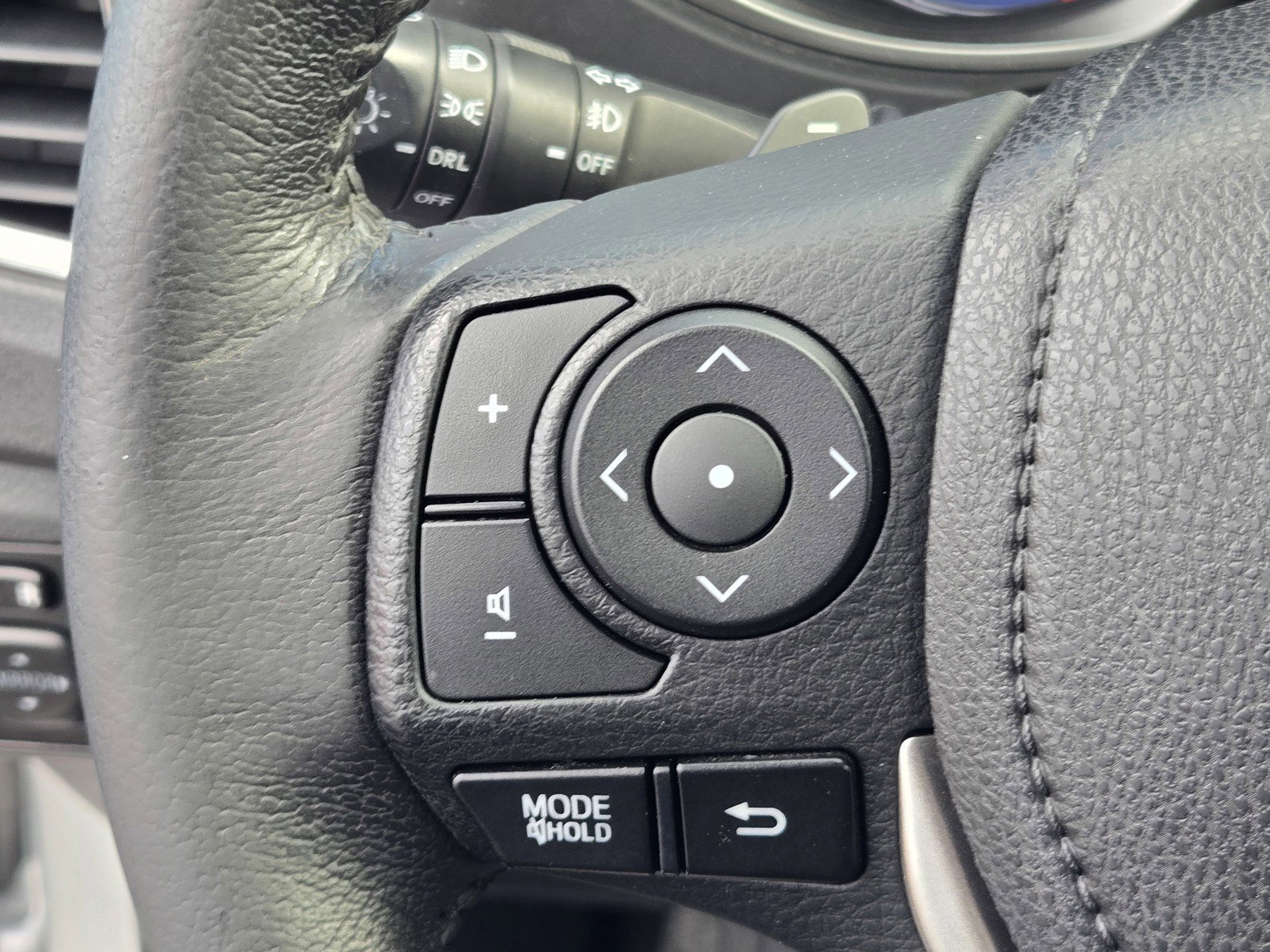 Used 2015 Toyota Corolla S w/ Driver Convenience Package image 25