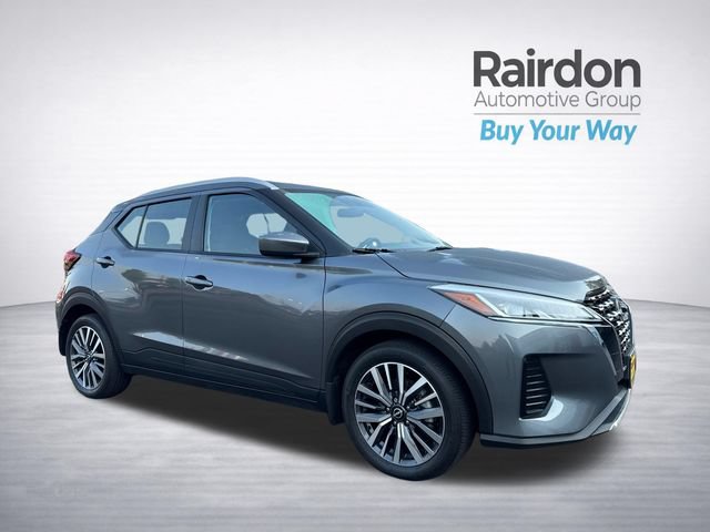 Used 2022 Nissan Kicks SV