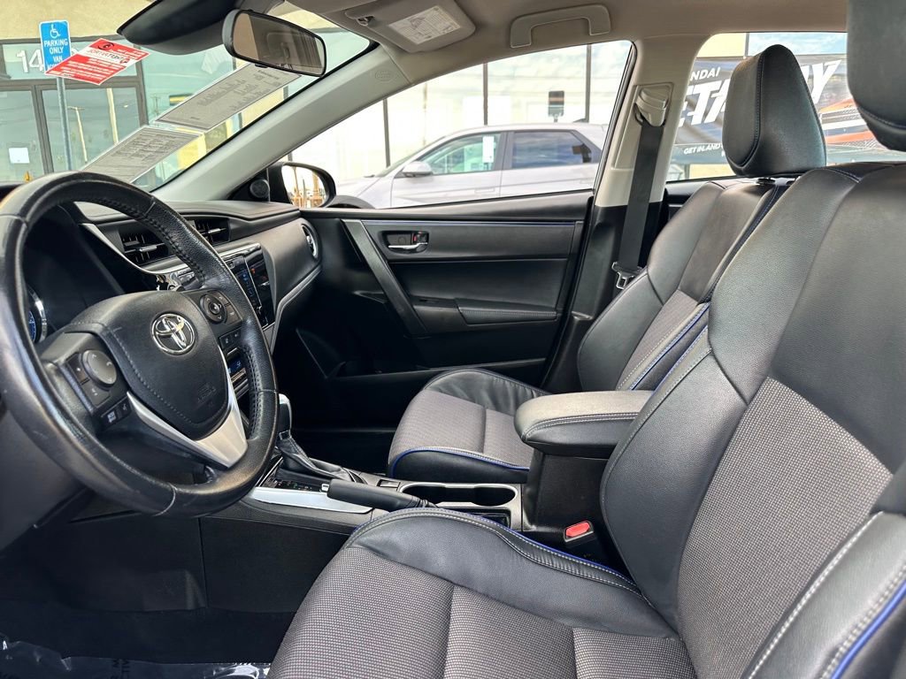 Used 2019 Toyota Corolla SE FWD image 13