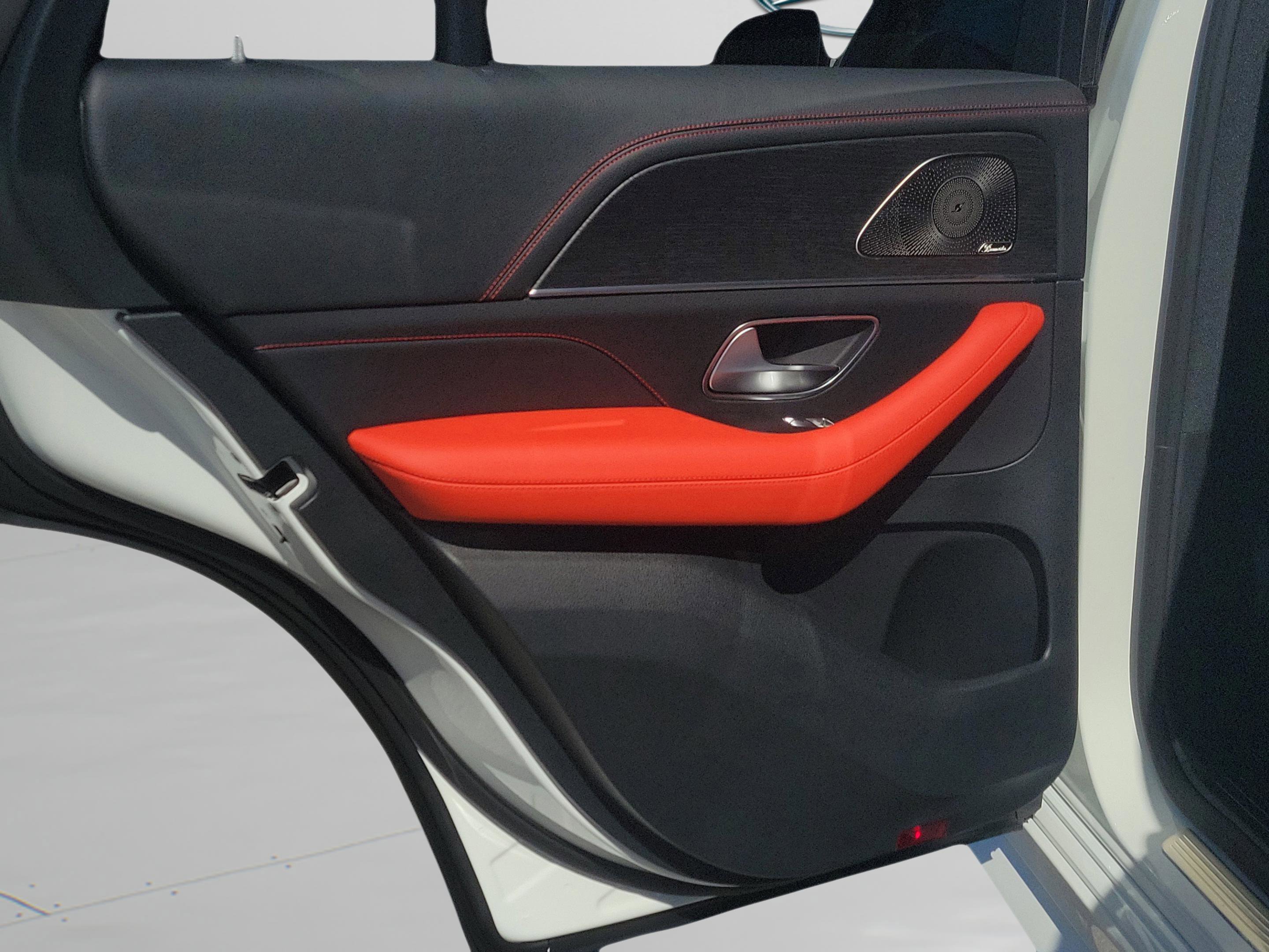 New 2026 Mercedes-Benz GLE 53 AMG 4MATIC Coupe image 28