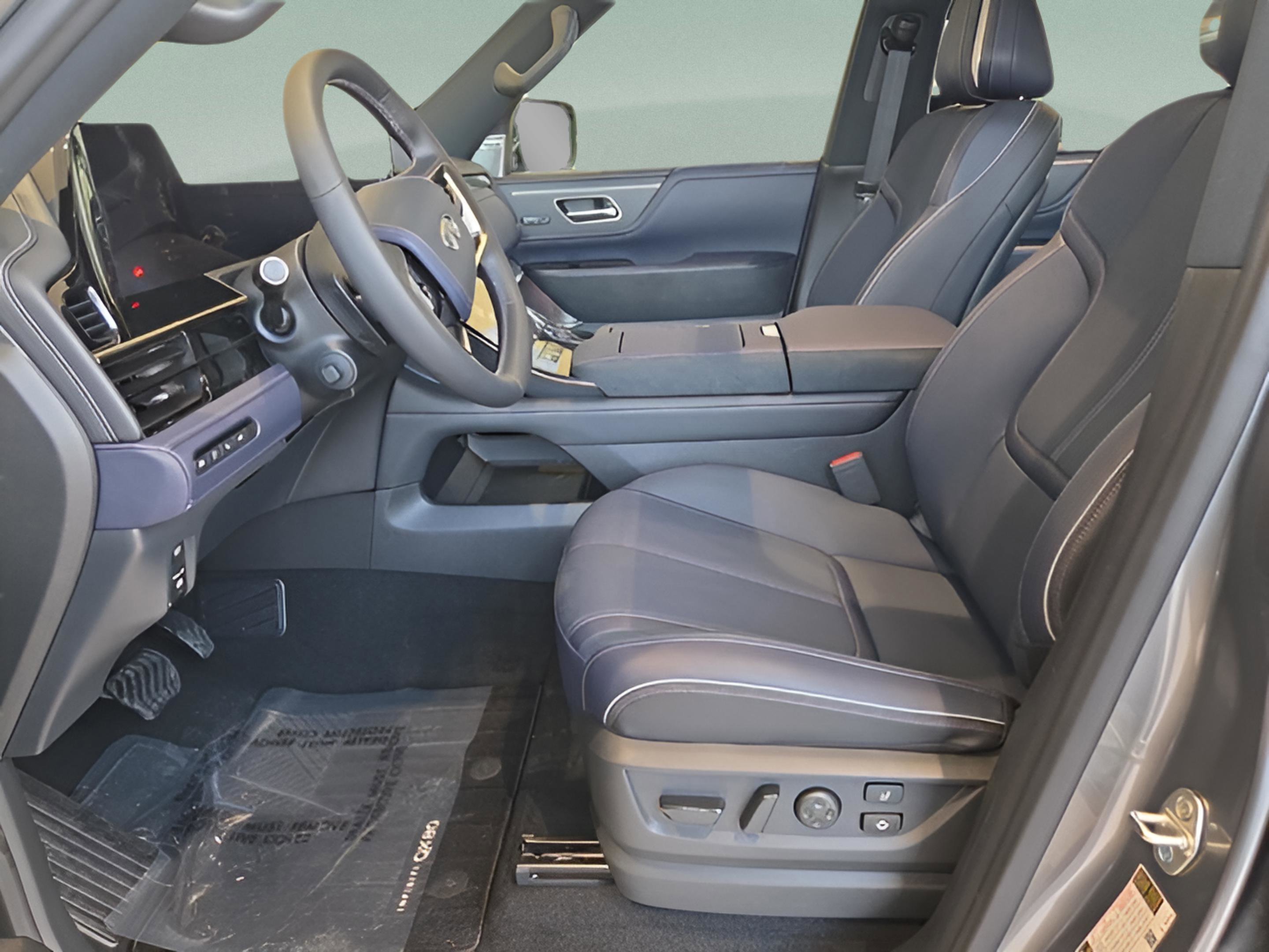 New 2026 INFINITI QX80 4WD w/ Sport Exterior Package image 10