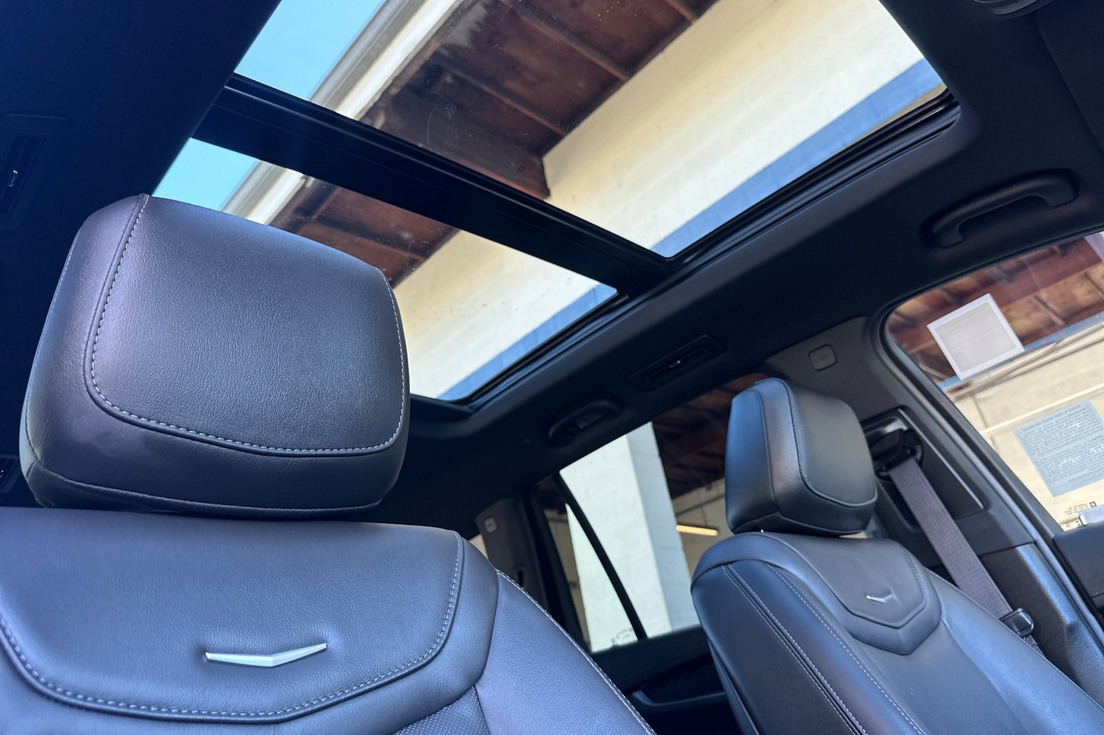 Used 2024 Cadillac XT6 Premium Luxury image 22