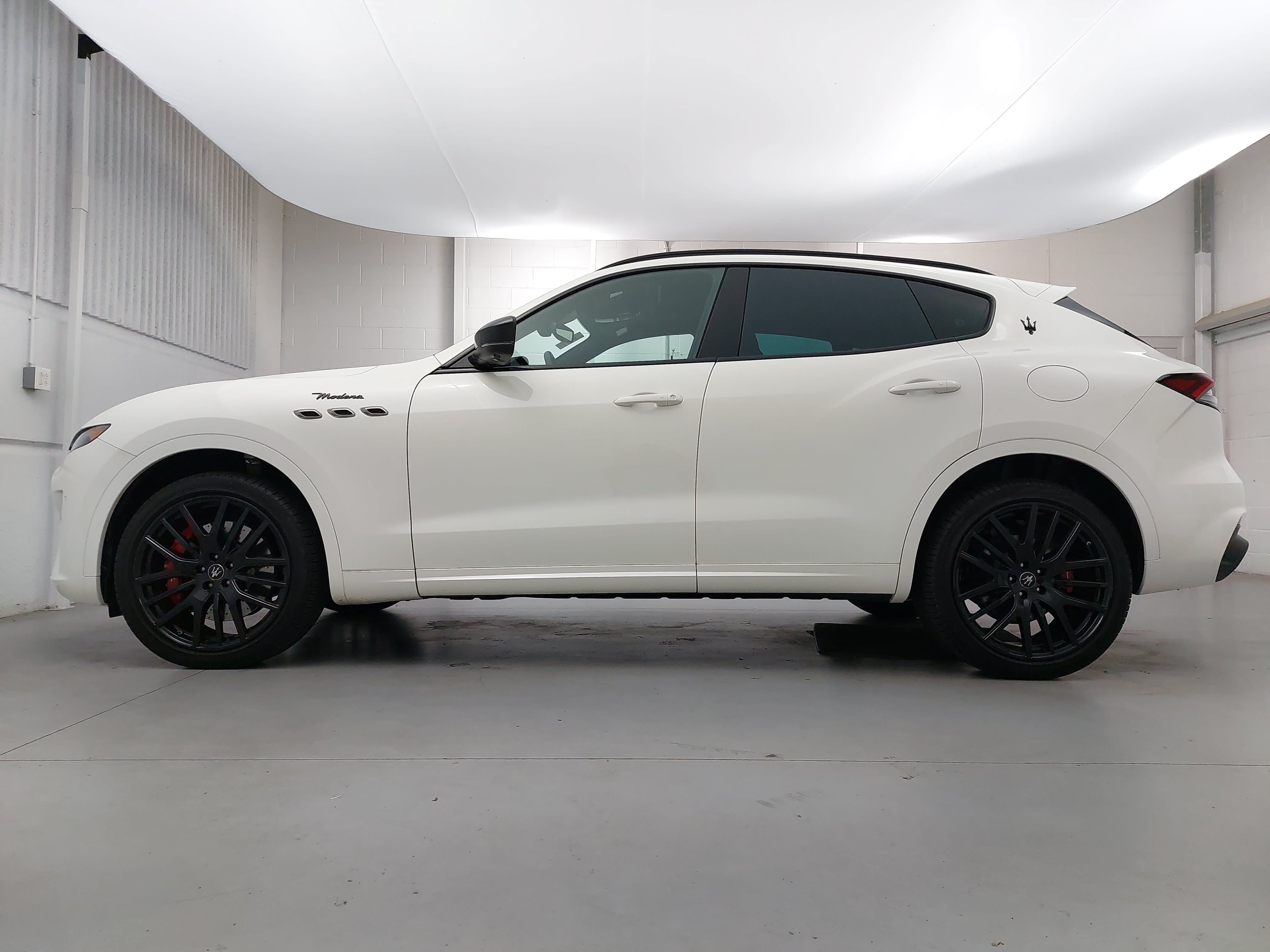 Used 2024 Maserati Levante Modena Ultima AWD/4WD image 2
