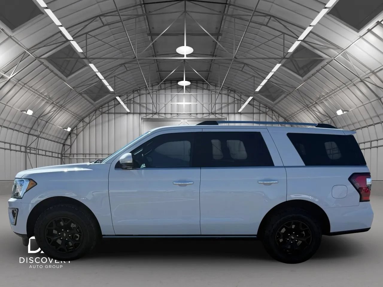 Used 2018 Ford Expedition Limited AWD/4WD image 2