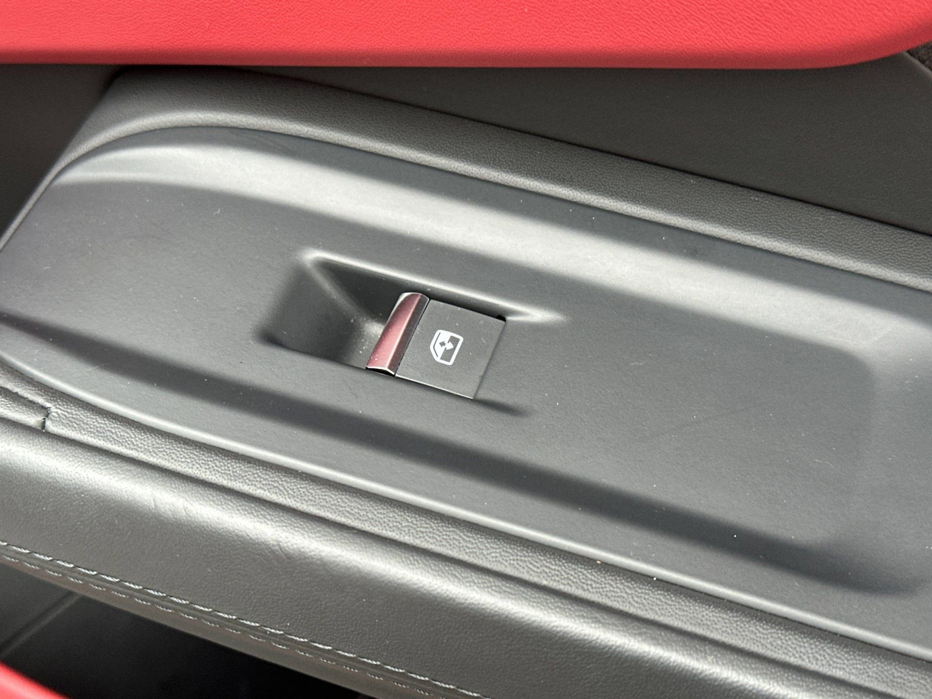 Used 2022 Lamborghini Urus image 20