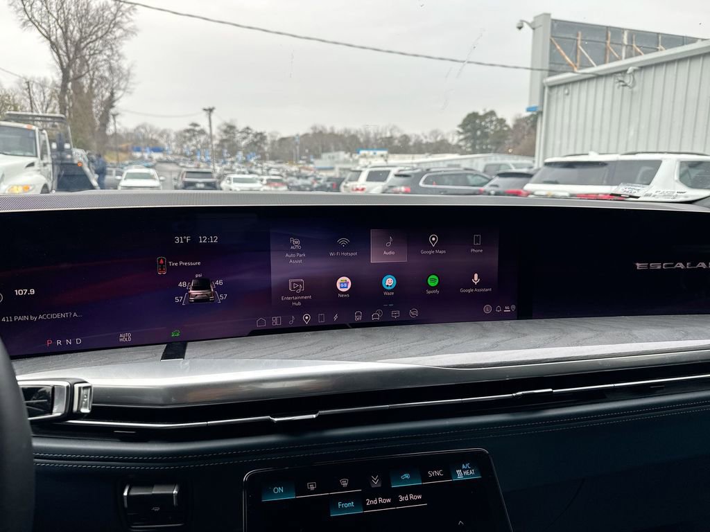 Used 2025 Cadillac Escalade IQ Luxury 2 image 25