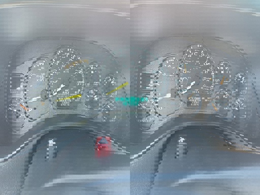 Used 2001 Chevrolet Silverado 2500 LS w/ Off-Road Skid Plate Pkg image 10