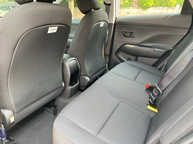 New 2026 Hyundai Kona SE image 12