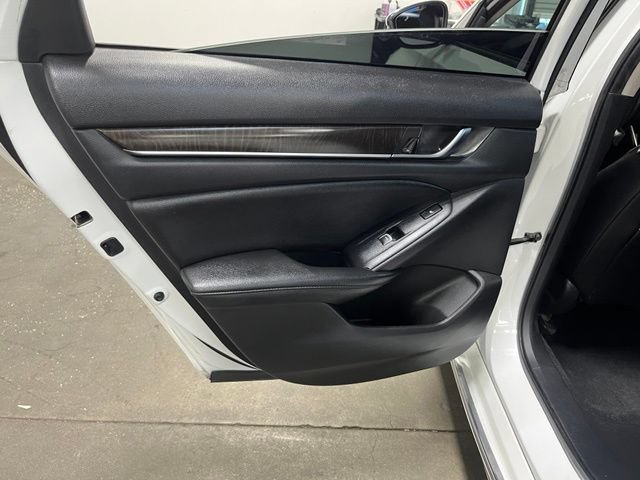 Used 2020 Honda Accord Touring image 20
