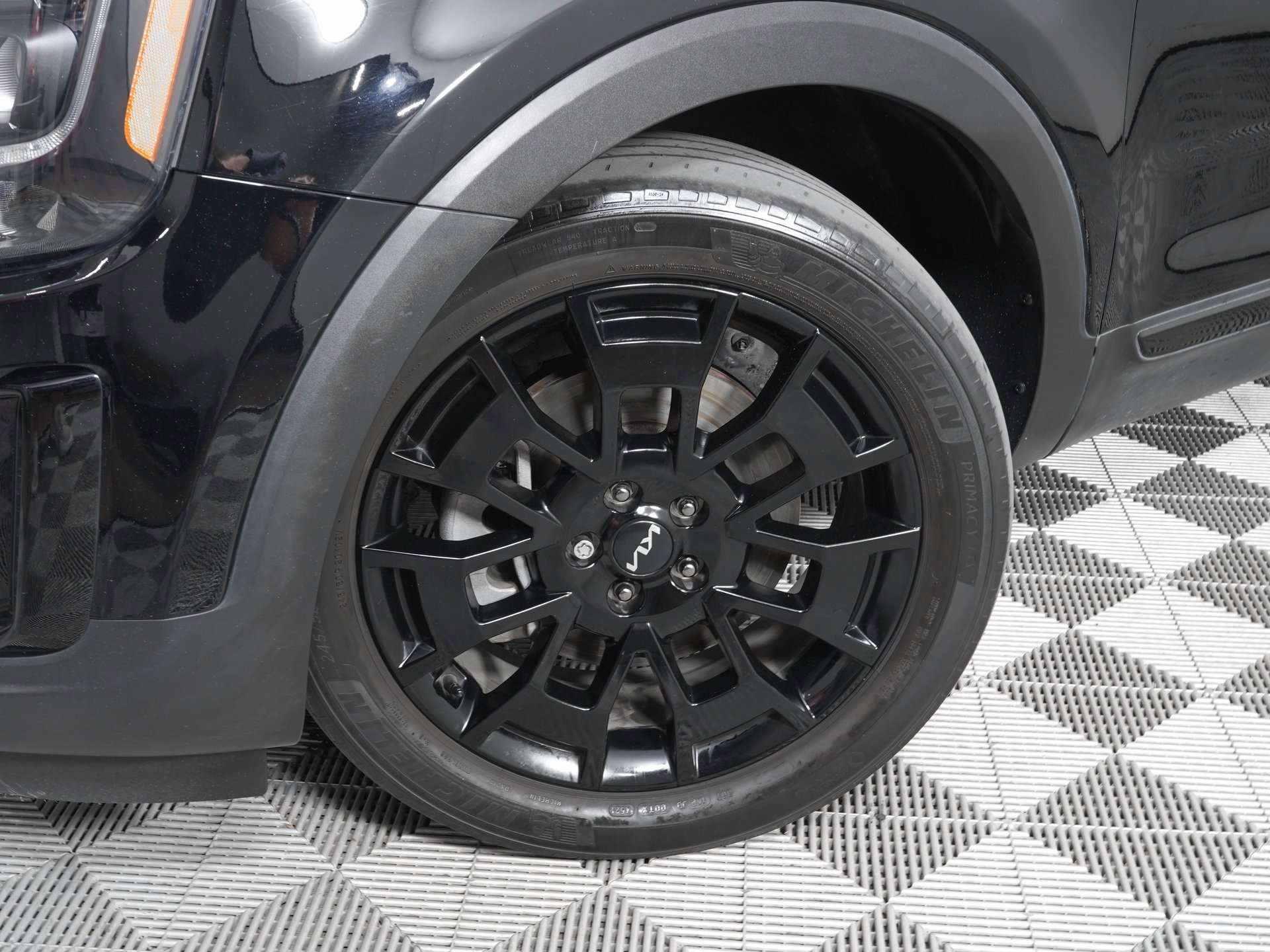 Used 2022 Kia Telluride SX w/ SX Prestige Package image 32