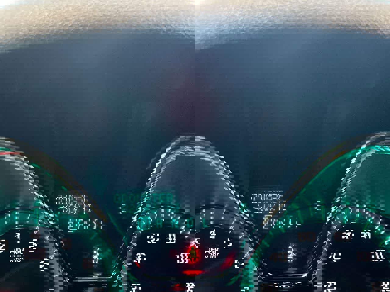 Used 2015 Chevrolet Traverse LT w/ Style and Technology Package image 15