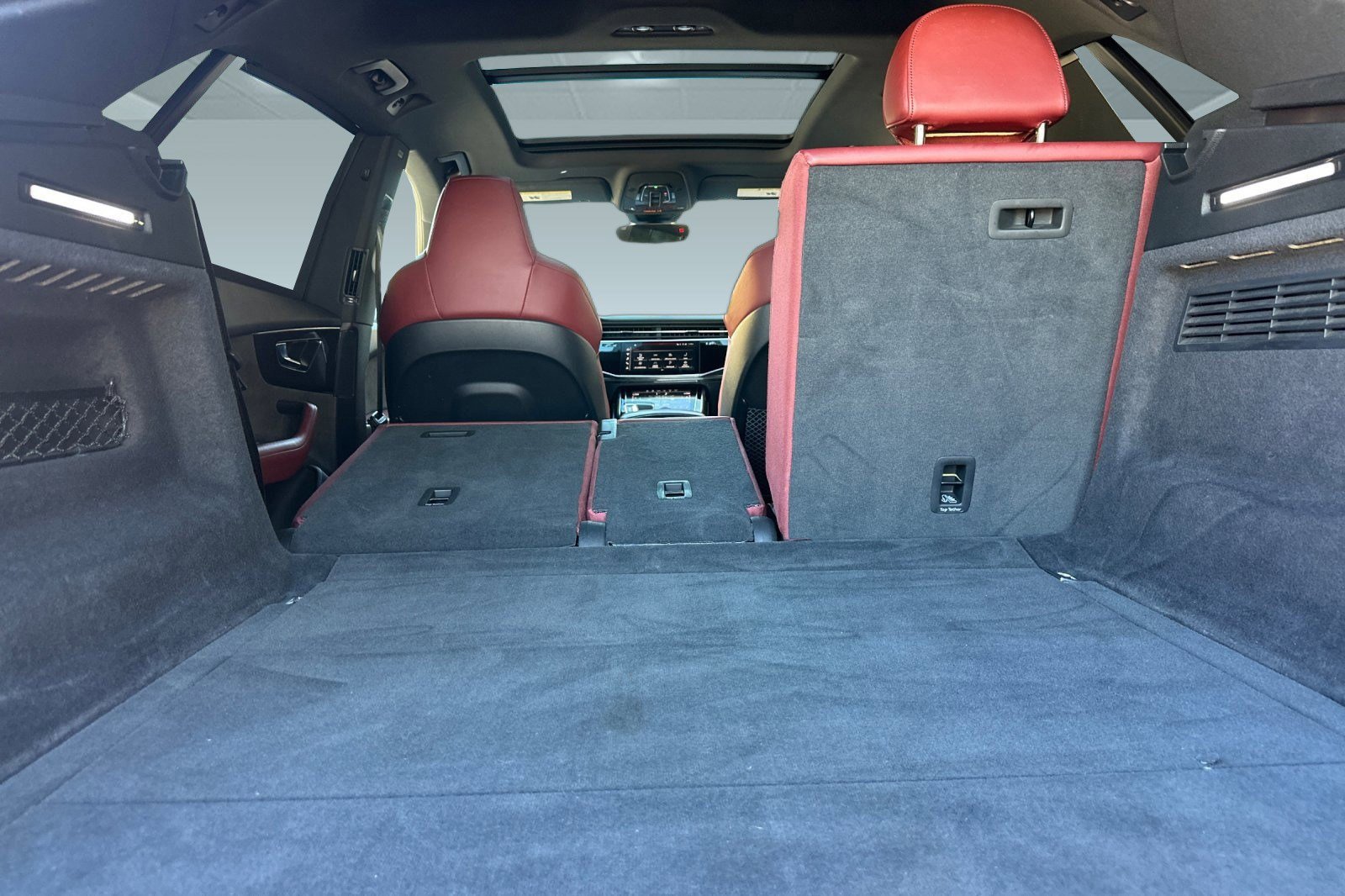 Used 2022 Audi SQ8 Prestige w/ Prestige Package image 31