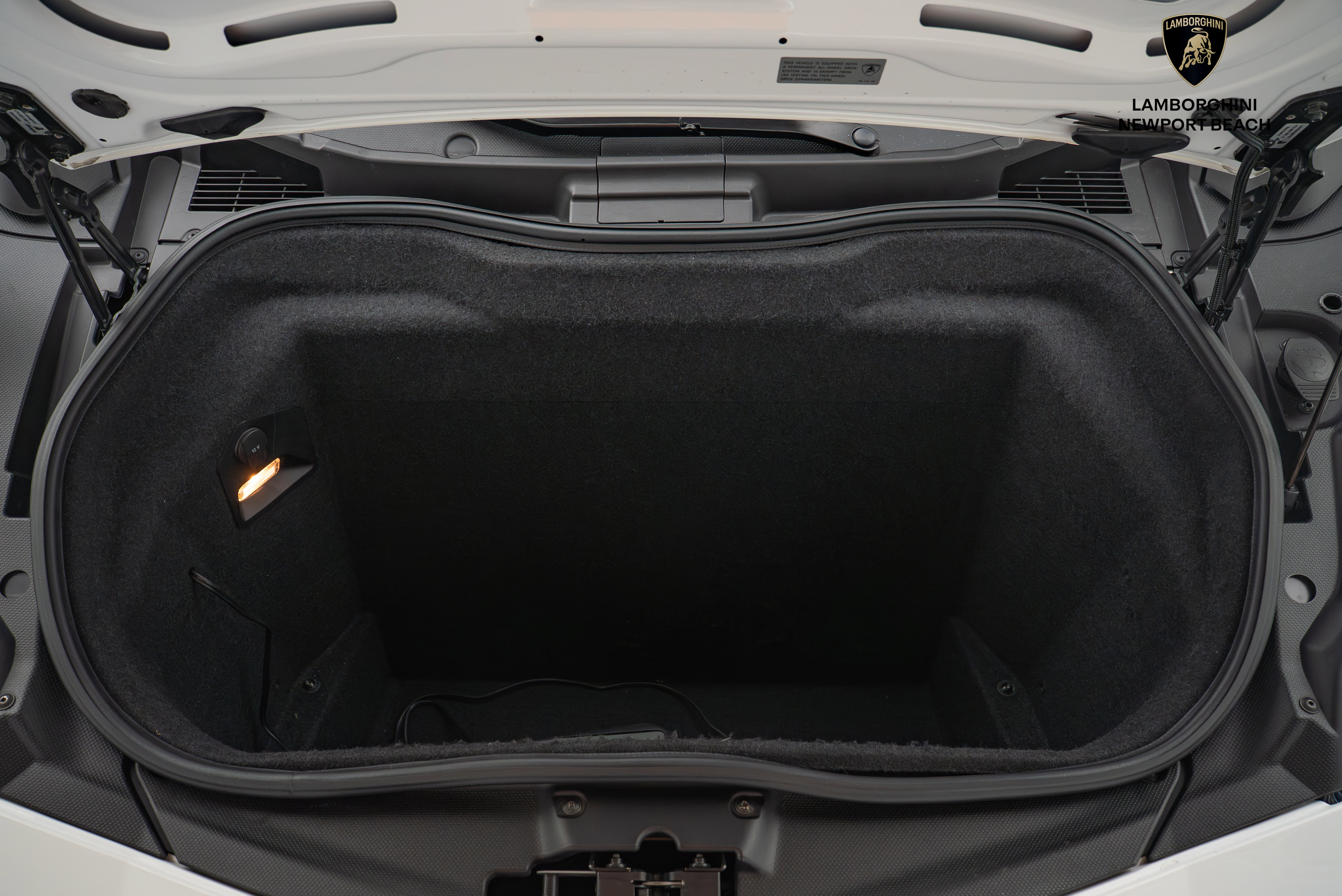 Used 2014 Lamborghini Aventador LP 700-4 image 11