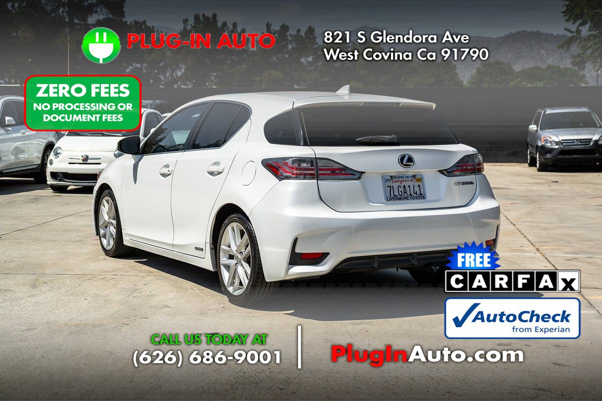 Used 2015 Lexus CT 200h FWD image 2
