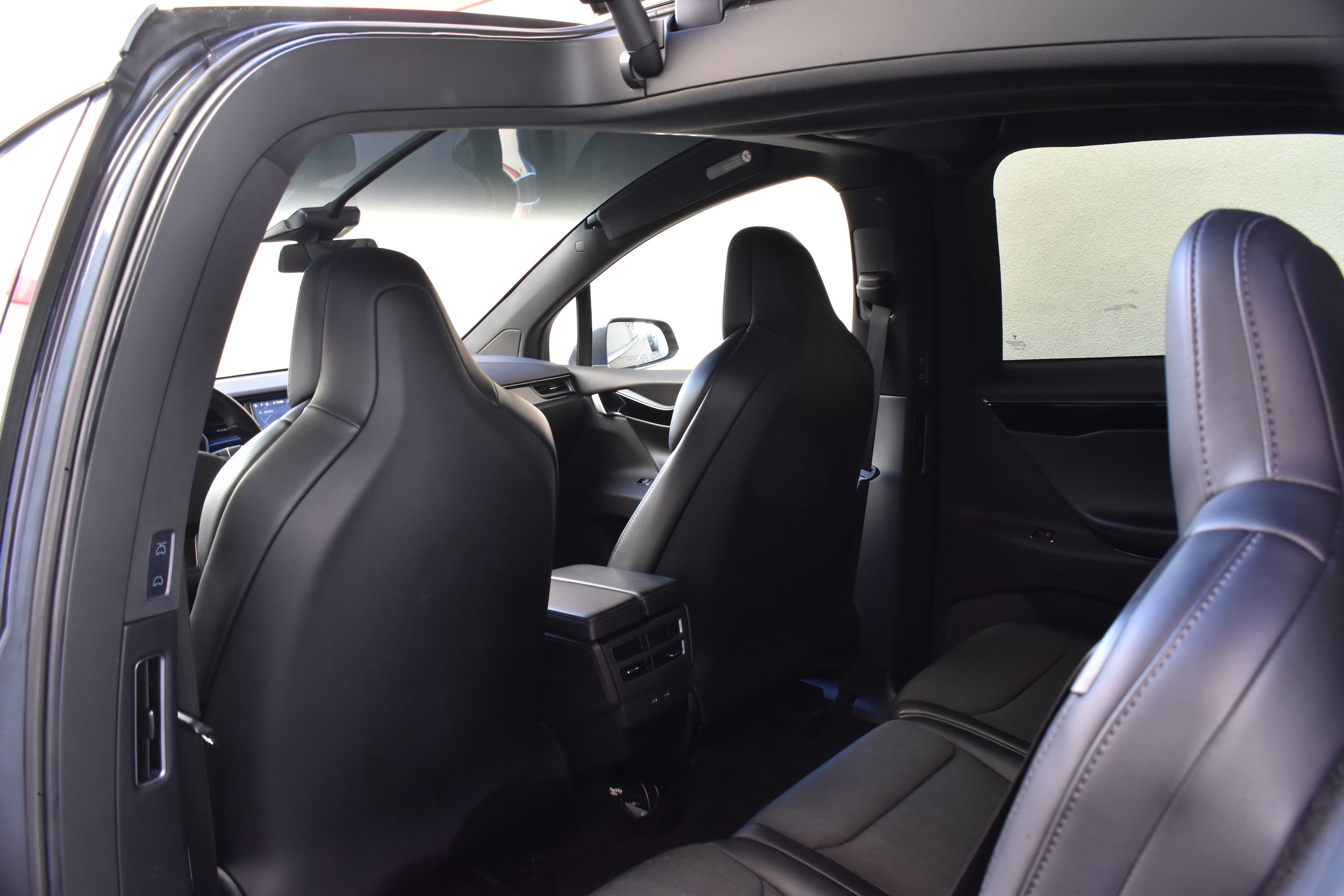 Used 2018 Tesla Model X 75D image 26