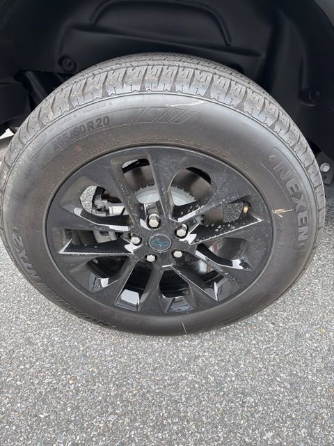 Used 2025 Jeep Wrangler Sahara w/ Safety Group image 12