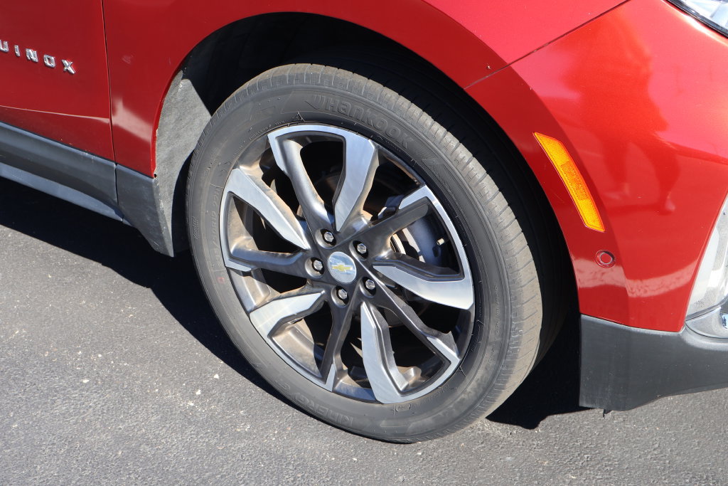 Used 2022 Chevrolet Equinox Premier AWD/4WD image 7