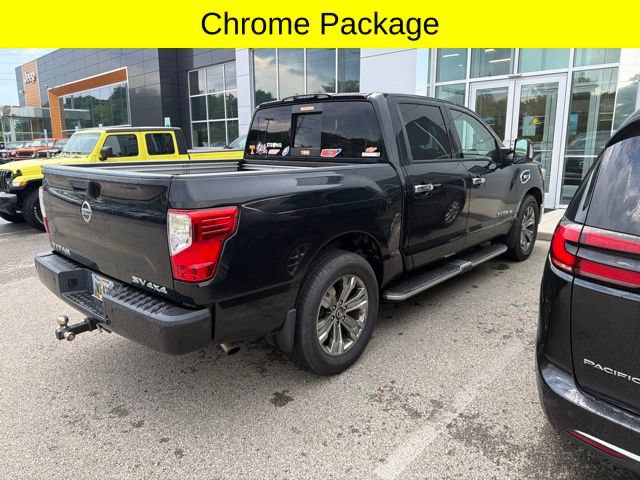 Used 2017 Nissan Titan SV AWD/4WD image 8