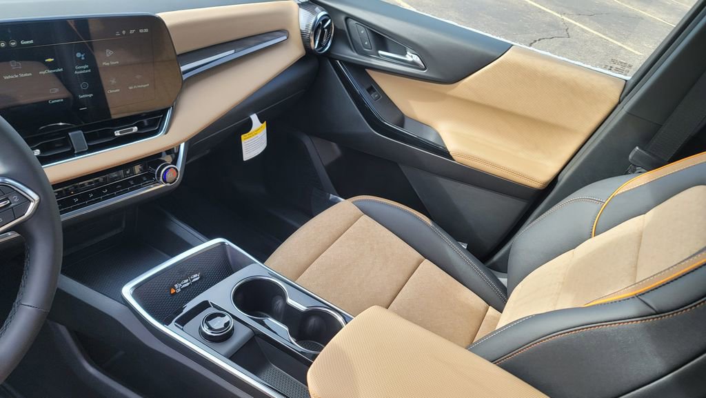 New 2026 Chevrolet Equinox ACTIV w/ Convenience Package III FWD image 23