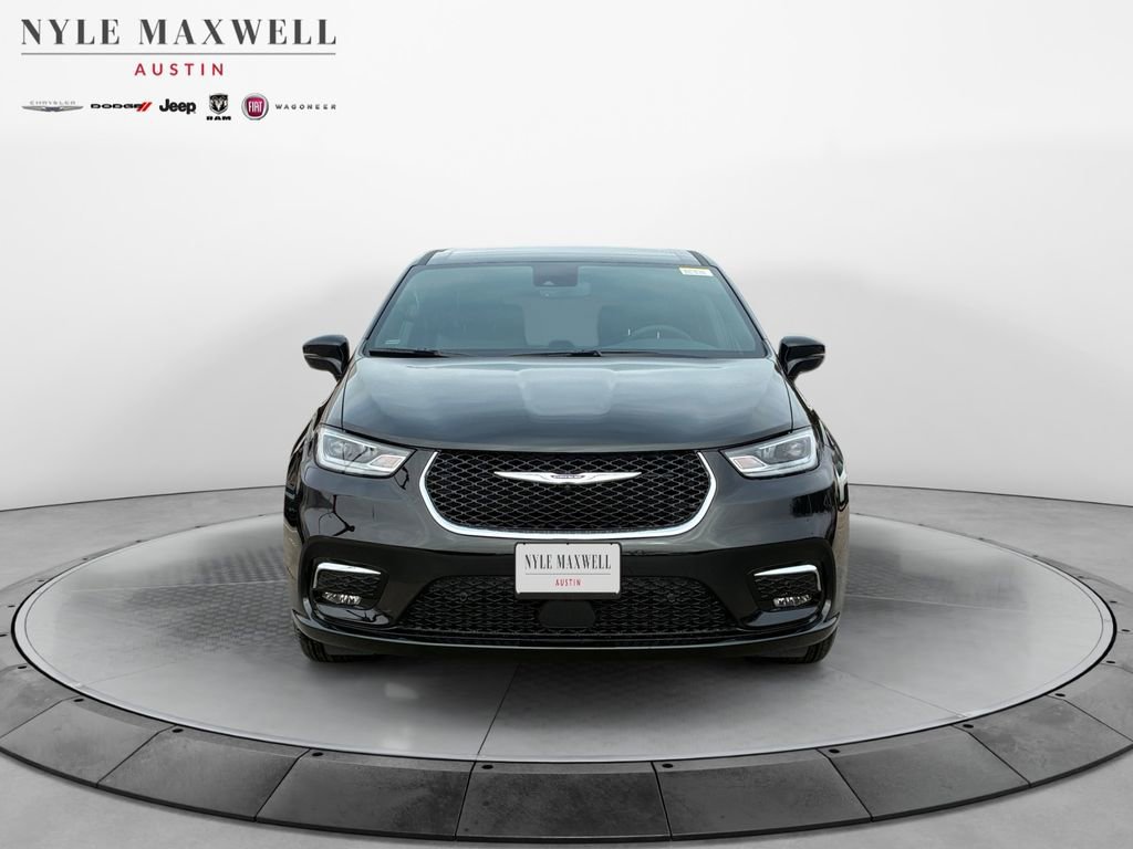 New 2026 Chrysler Pacifica Select FWD image 18