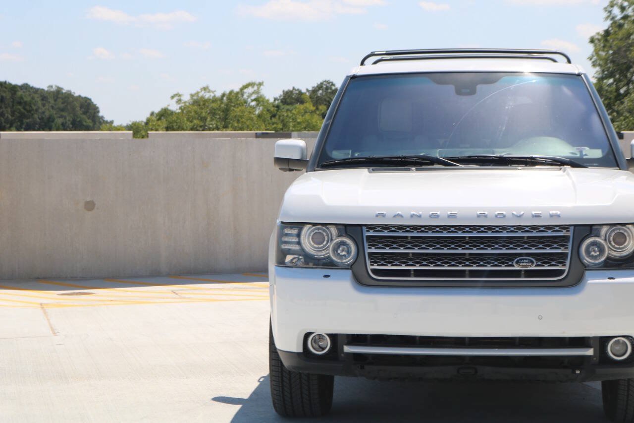 Used 2011 Land Rover Range Rover Supercharged AWD/4WD image 23