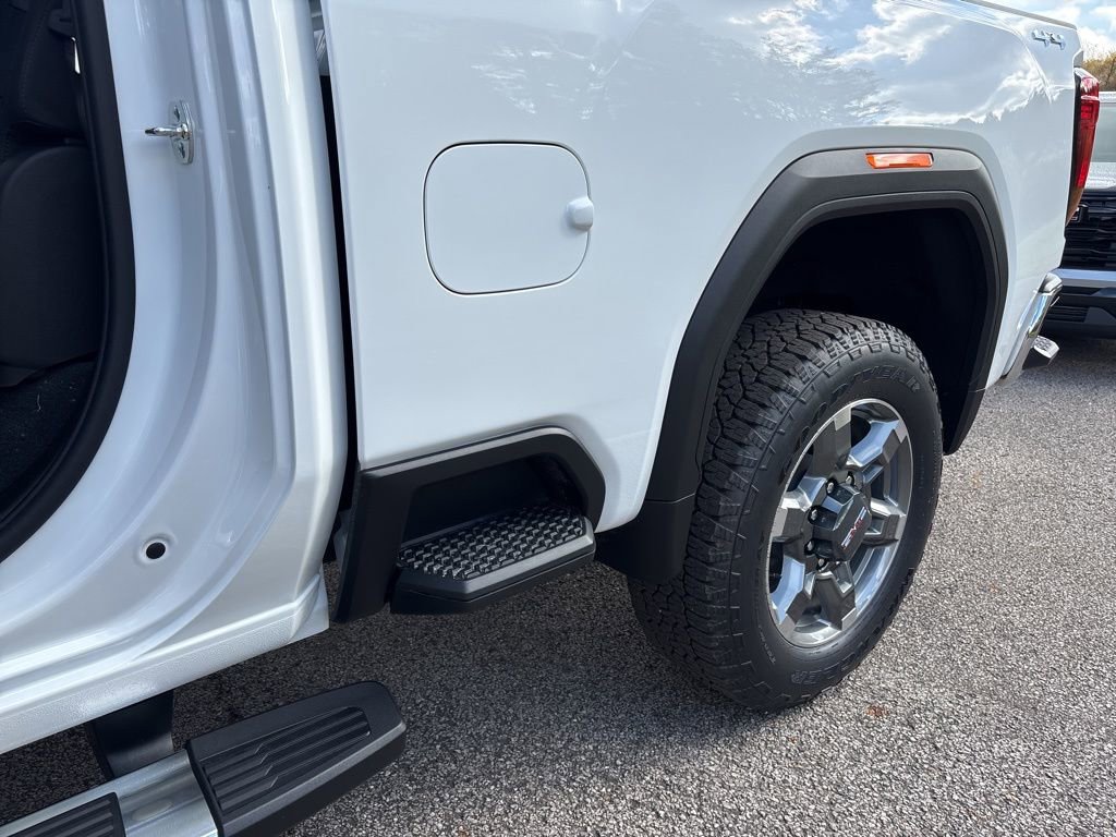 New 2026 GMC Sierra 2500 SLE w/ SLE Value Package; image 17