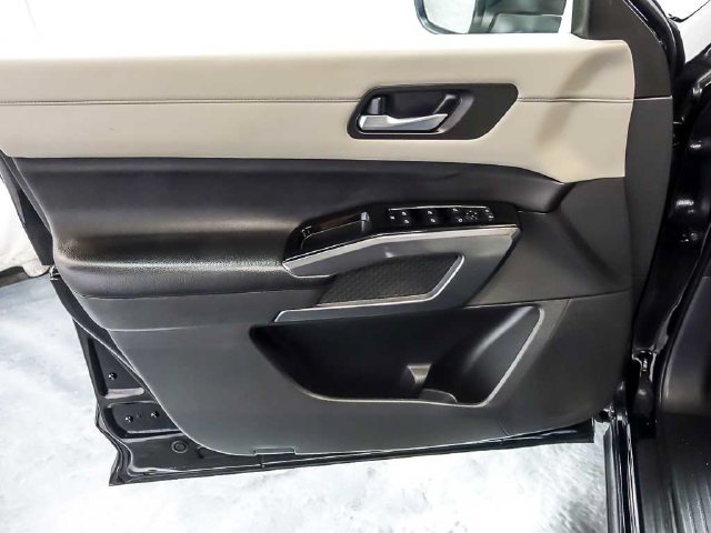 Used 2024 Nissan Pathfinder SL w/ SL Premium Package AWD/4WD image 28