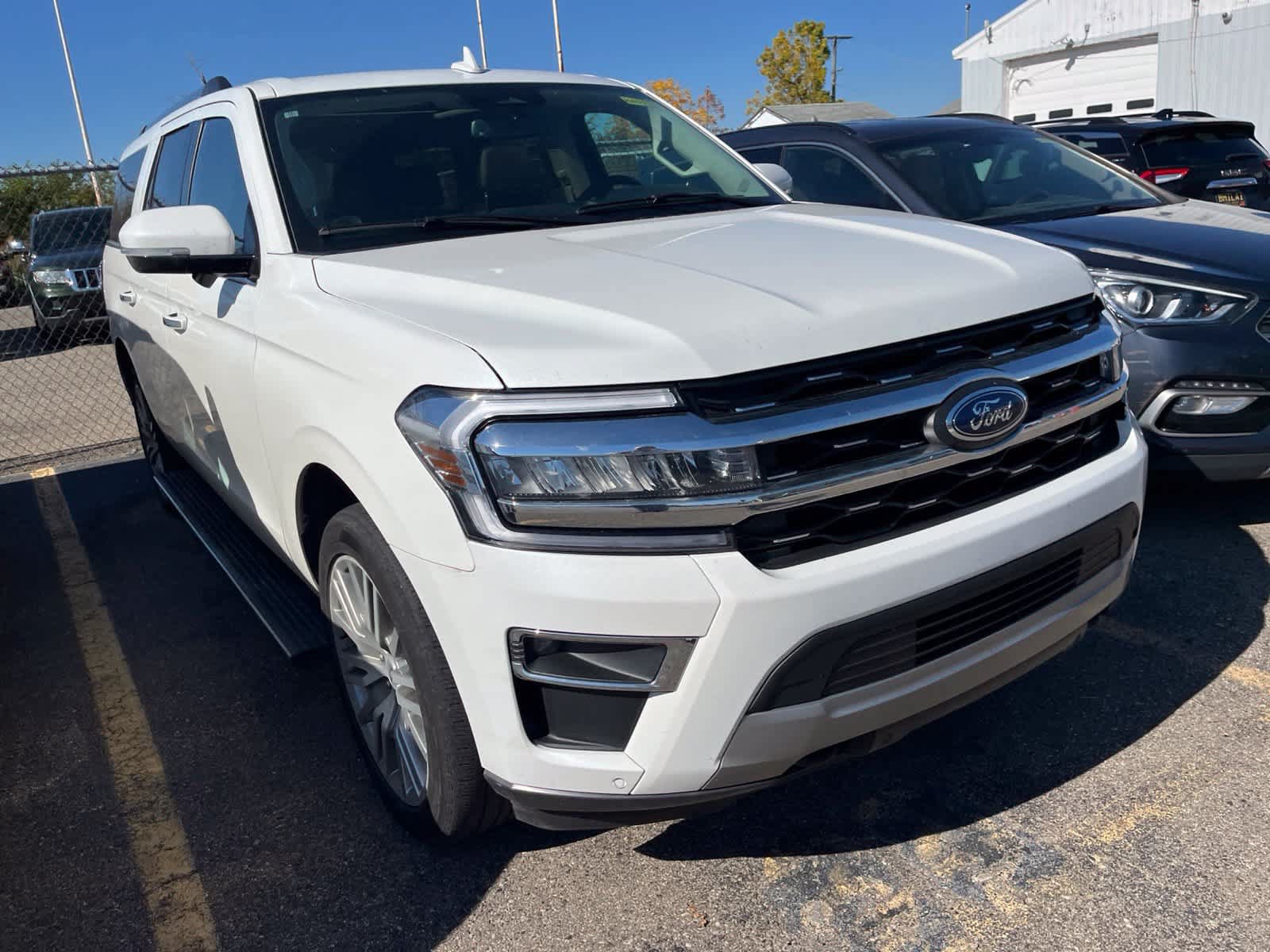Used 2023 Ford Expedition Max Limited AWD/4WD image 21
