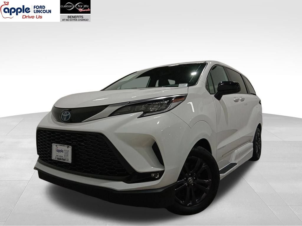 Used 2024 Toyota Sienna XSE w/ XSE Plus Package