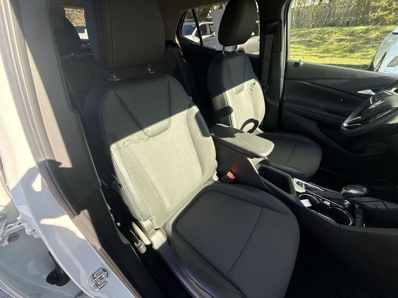 Certified 2023 Buick Encore GX Preferred w/ Cold Weather Comfort Package image 31