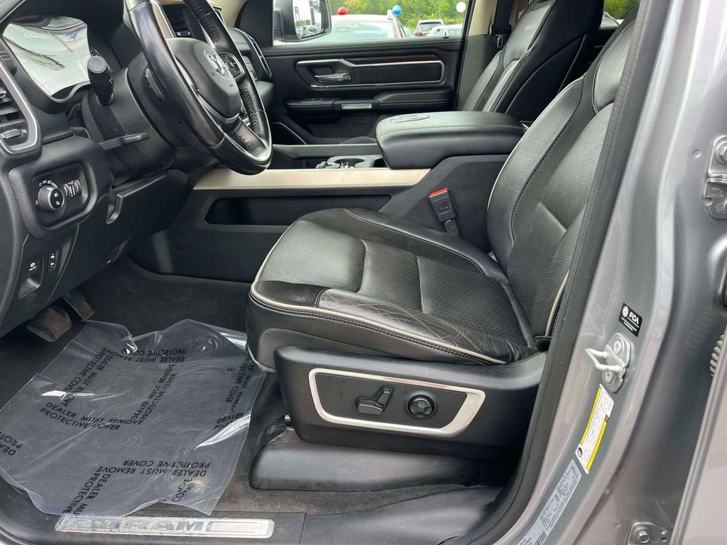 Used 2021 RAM 1500 Laramie AWD/4WD image 16