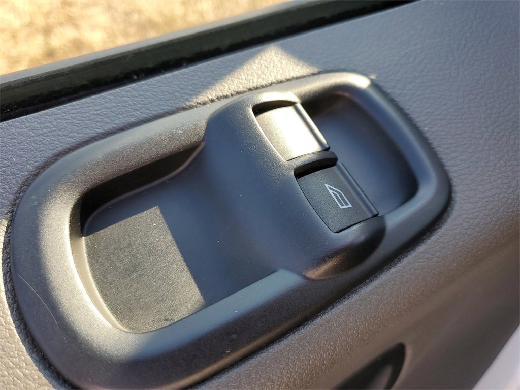 Used 2023 Ford Transit 350 XLT image 25