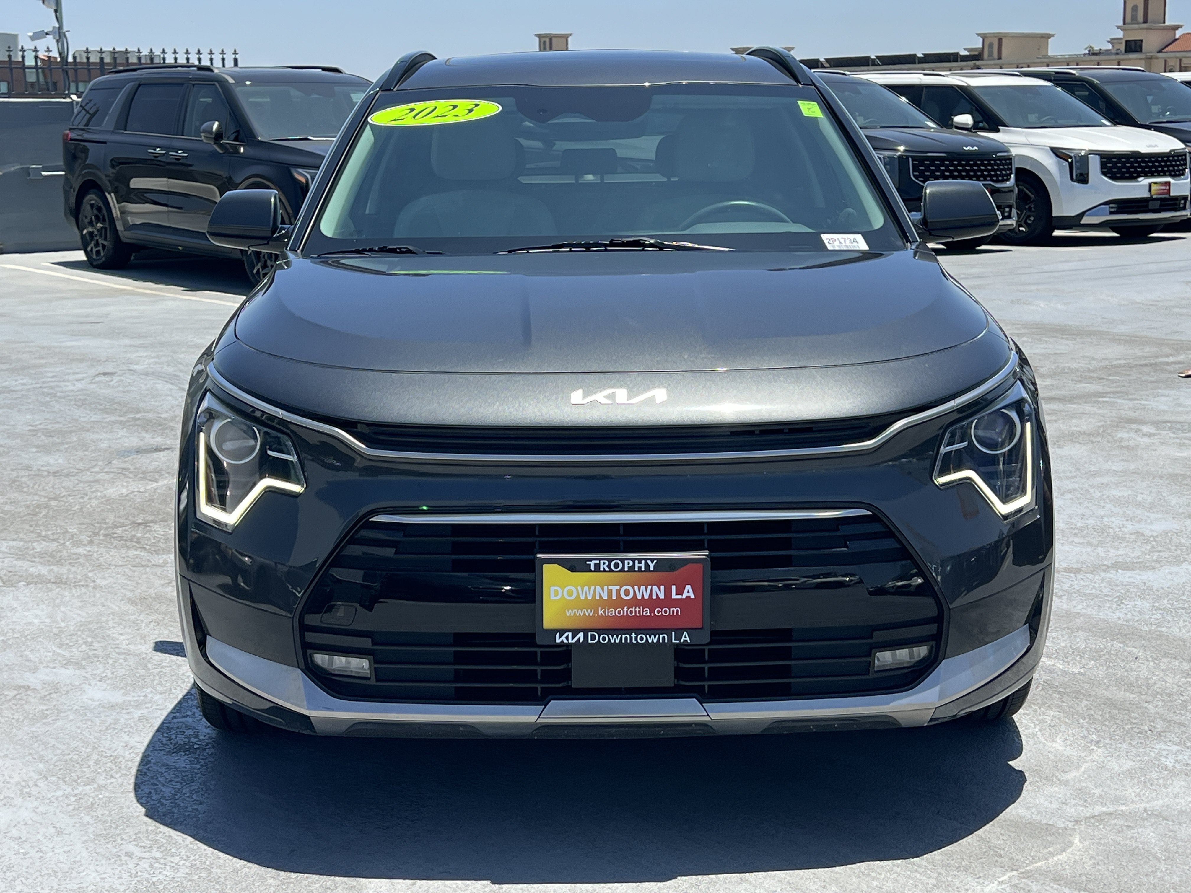 Certified 2023 Kia Niro EX Touring FWD image 12